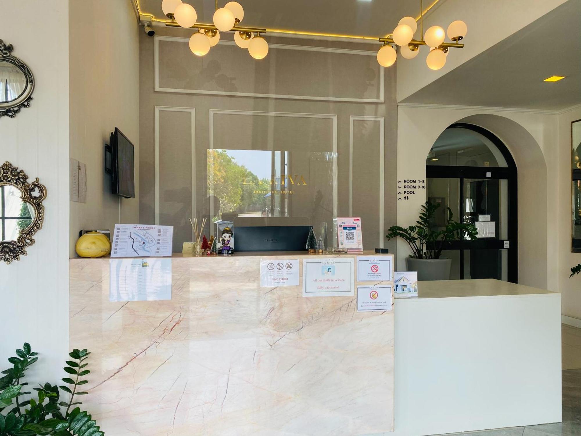 קמפהאנג פט La Riva Boutique Hotel מראה חיצוני תמונה